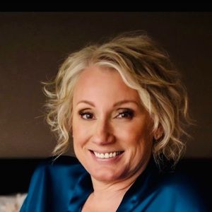 Meet your Posher, Bella